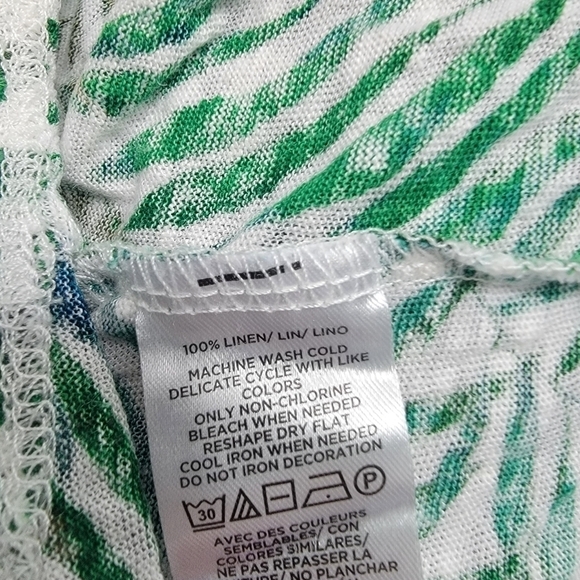 2/$20 LOFT Linen Short Sleeve Palm Shirt XS - Picture 8 of 8